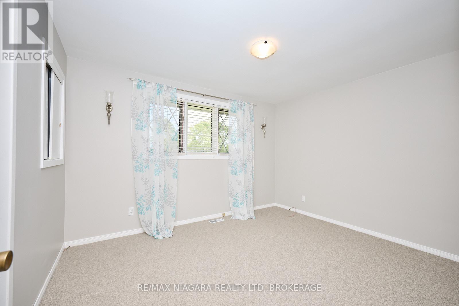 1129 Manning Court, Fort Erie, Ontario  L2A 5P7 - Photo 15 - X12191801