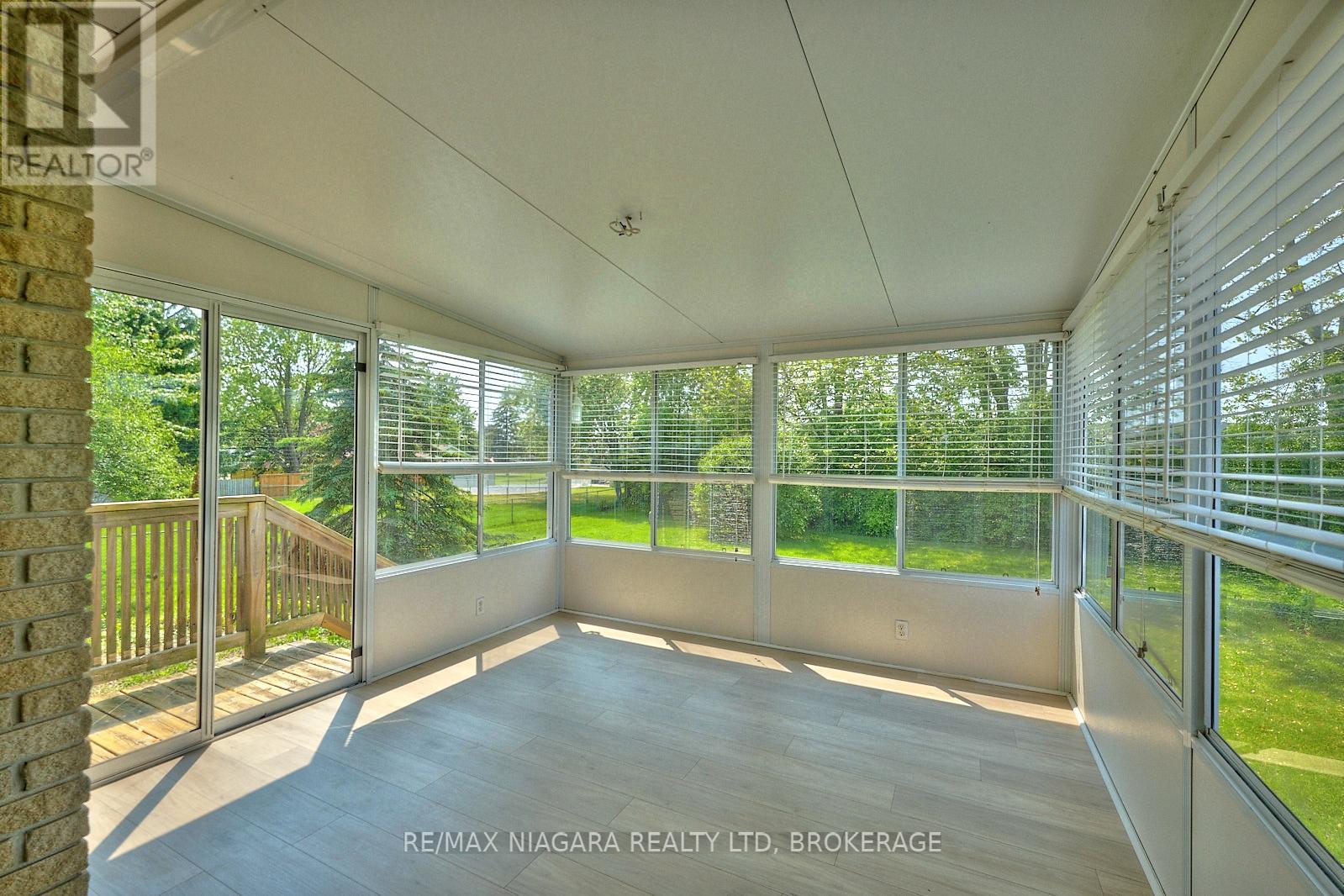 1129 Manning Court, Fort Erie, Ontario  L2A 5P7 - Photo 37 - X12191801