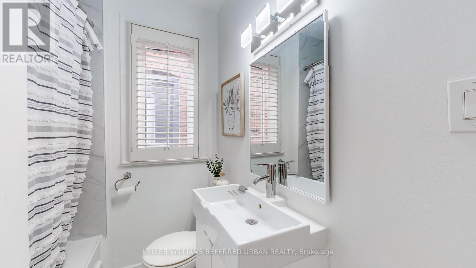 Upper - 1269 Davenport Road, Toronto, Ontario  M6H 2H2 - Photo 21 - W12193116