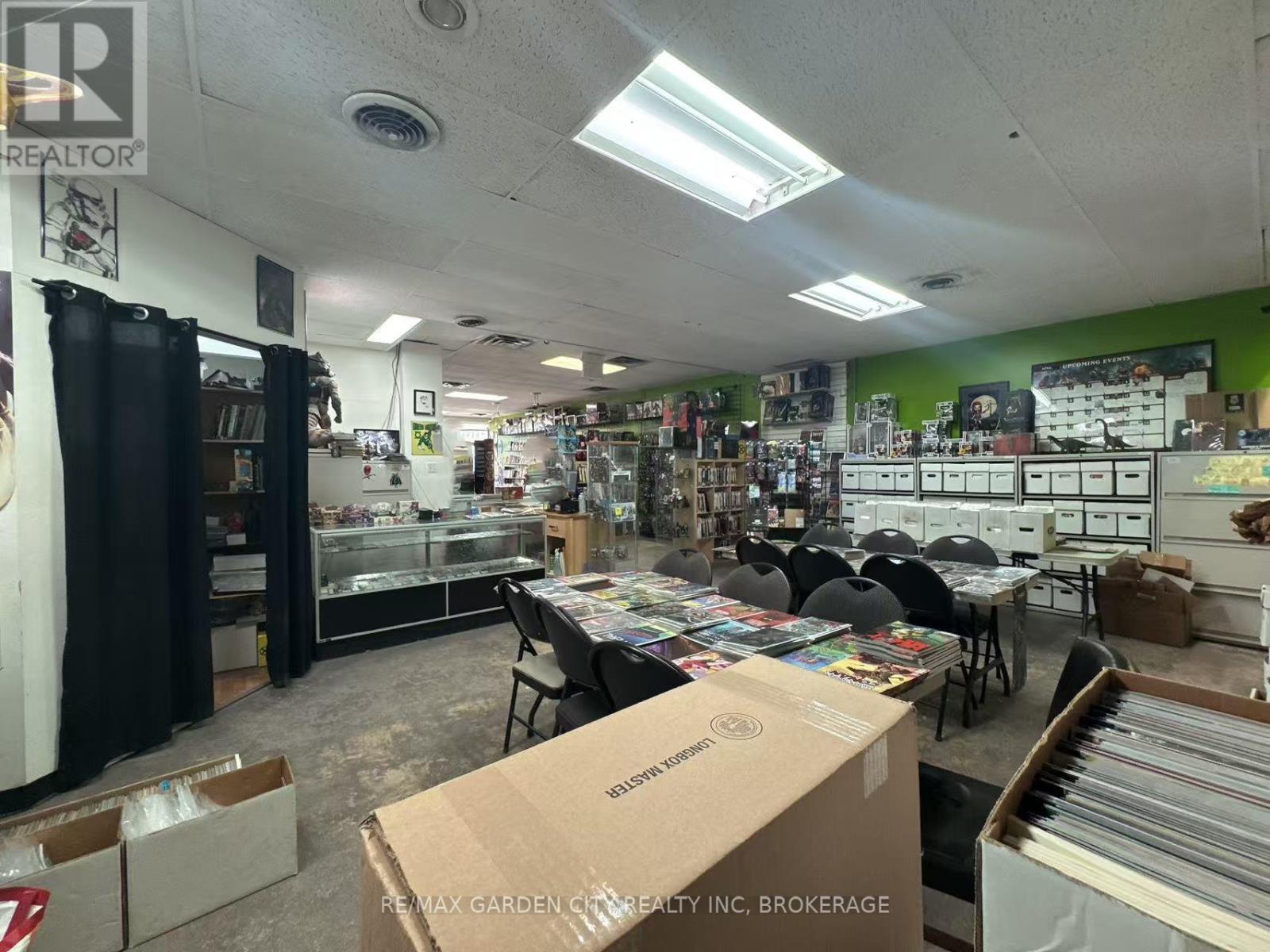 9 - 216-224 Glenridge Avenue, St. Catharines (Glendale/glenridge), Ontario  L2T 3J8 - Photo 10 - X12192601