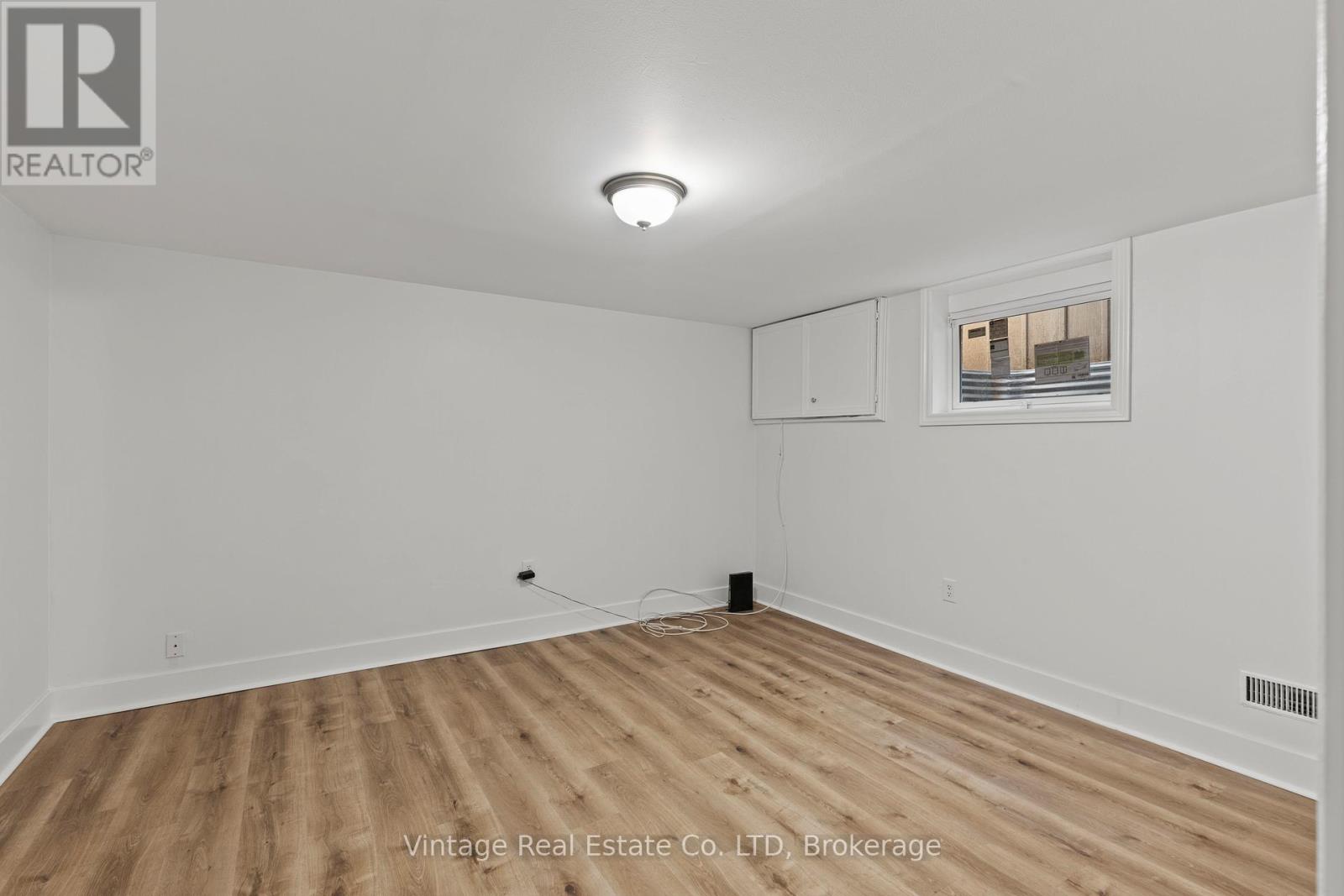 Bsment - 21 Macoomb Drive, Welland (N. Welland), Ontario  L3C 5V1 - Photo 8 - X12192708