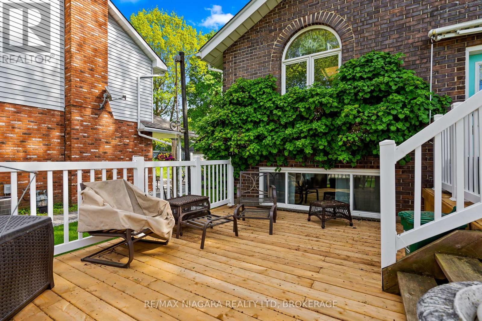 144 Tennessee Avenue, Port Colborne (Sugarloaf), Ontario  L3K 2R9 - Photo 34 - X12192912