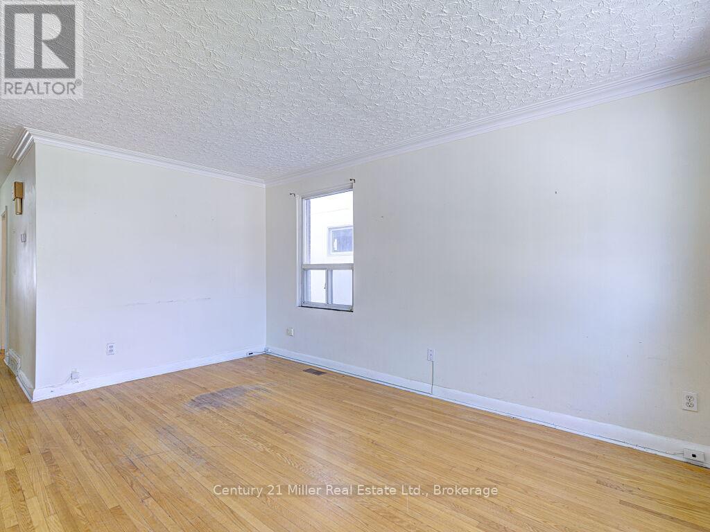 156 Westside Drive, Oakville, Ontario  L6K 1P3 - Photo 8 - W12193255