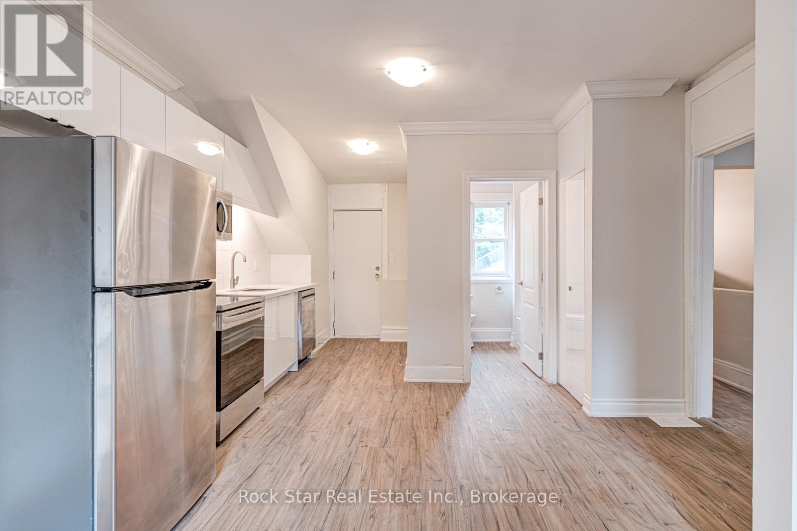 115 Cannon Street E, Hamilton, Ontario  L8L 2A2 - Photo 21 - X12193237