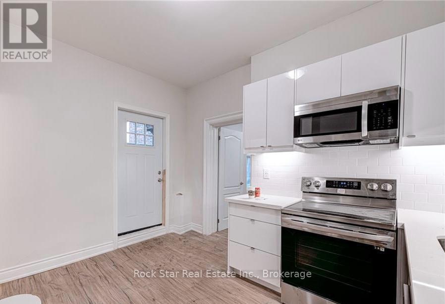 115 Cannon Street E, Hamilton, Ontario  L8L 2A2 - Photo 7 - X12193237