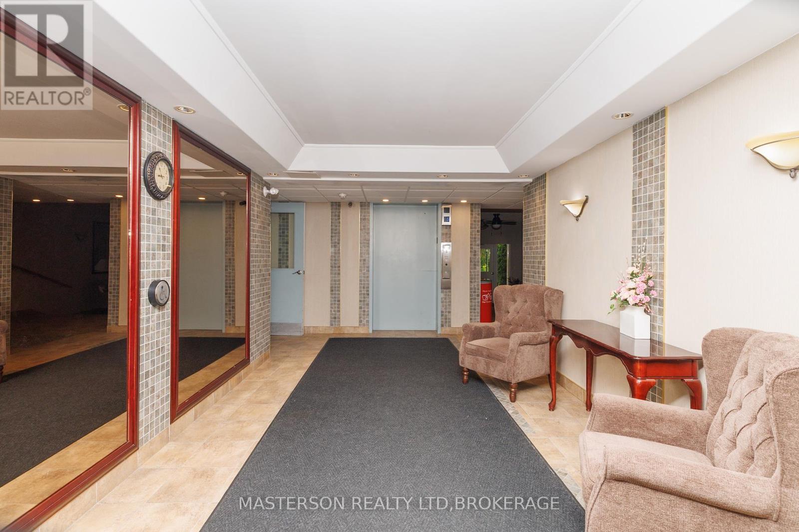 121 - 4658 Drummond Road S, Niagara Falls (Cherrywood), Ontario  L2E 7E1 - Photo 32 - X12192918