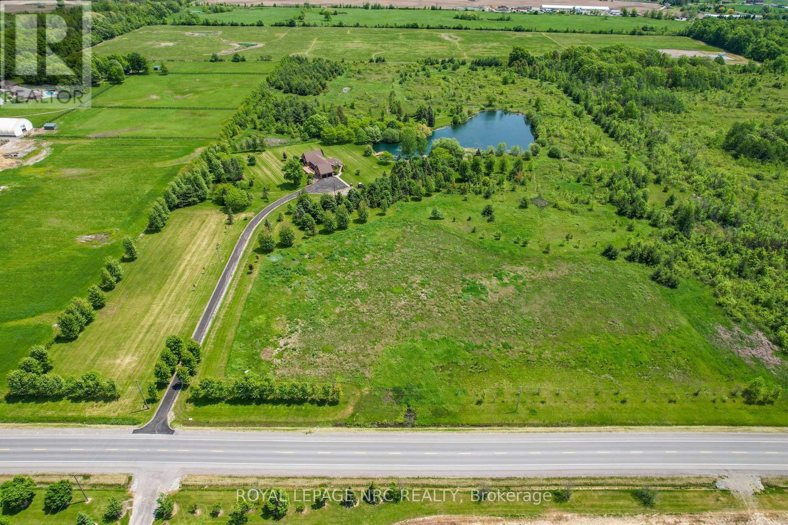 2021 Victoria Avenue, Pelham, Ontario  L0S 1C0 - Photo 43 - X12193278
