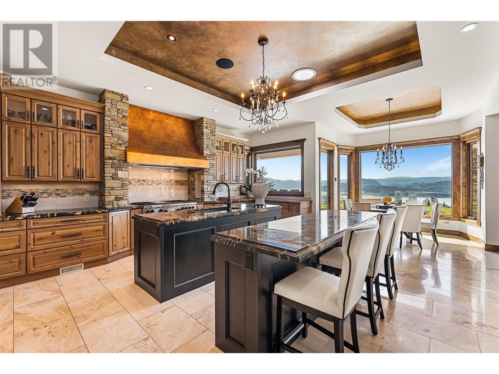 772 Highpointe Place, Kelowna, BC V1V2Y3