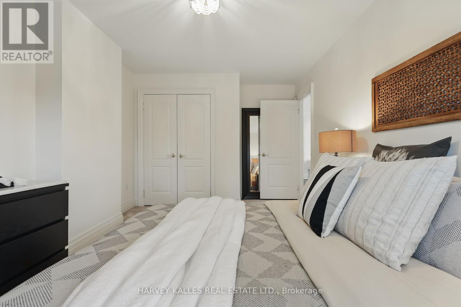362 Broadway Avenue, Toronto (Mount Pleasant East), Ontario  M4P 1X2 - Photo 32 - C12193231