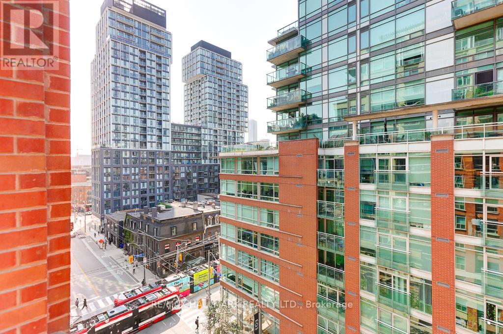 911 - 230 King Street E, Toronto (Moss Park), Ontario  M5A 1K5 - Photo 17 - C12193281