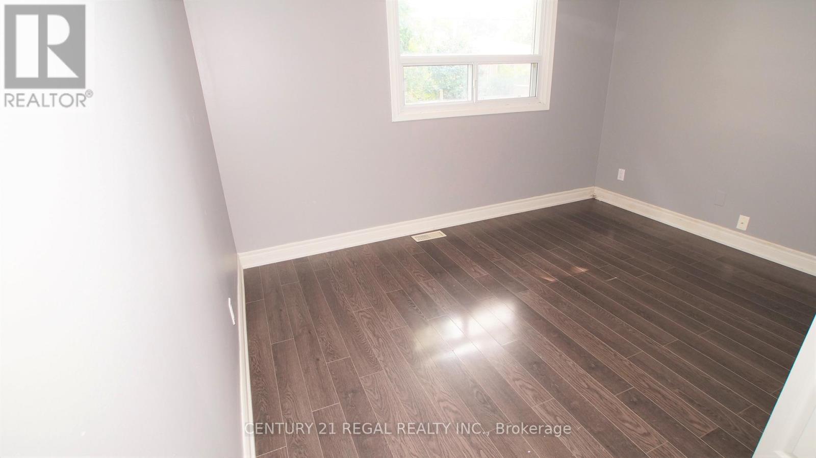 Main - 32 Niantic Crescent, Toronto, Ontario  M3A 2H7 - Photo 7 - C12193287