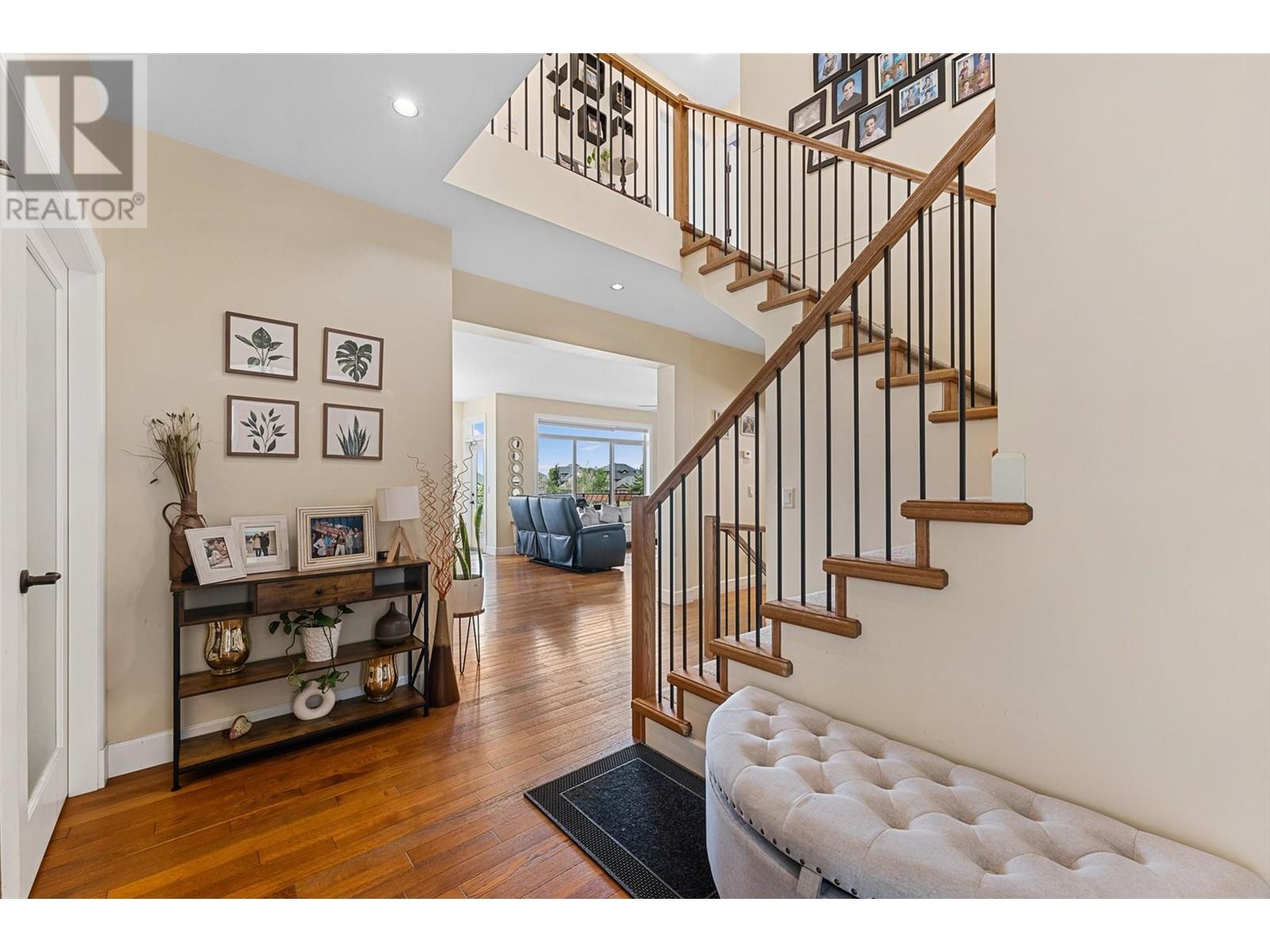 Property at 624 Lefevere Avenue image 3