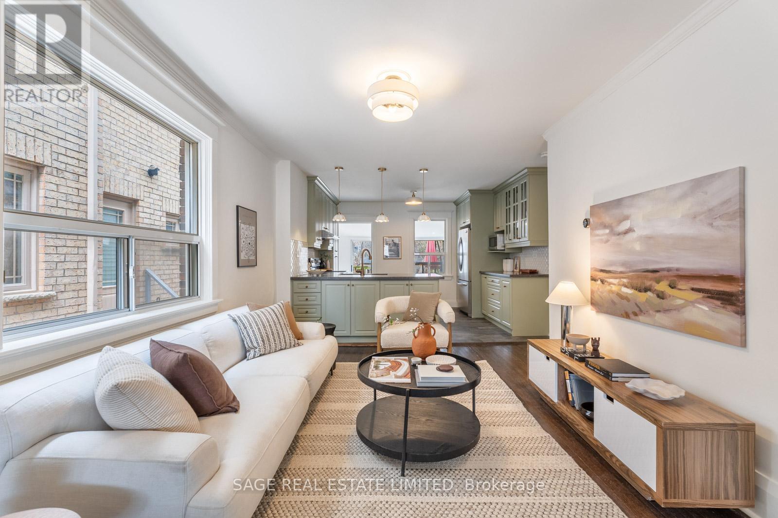 80 Rosevear Avenue, Toronto, Ontario  M4C 1Z4 - Photo 11 - E12193159