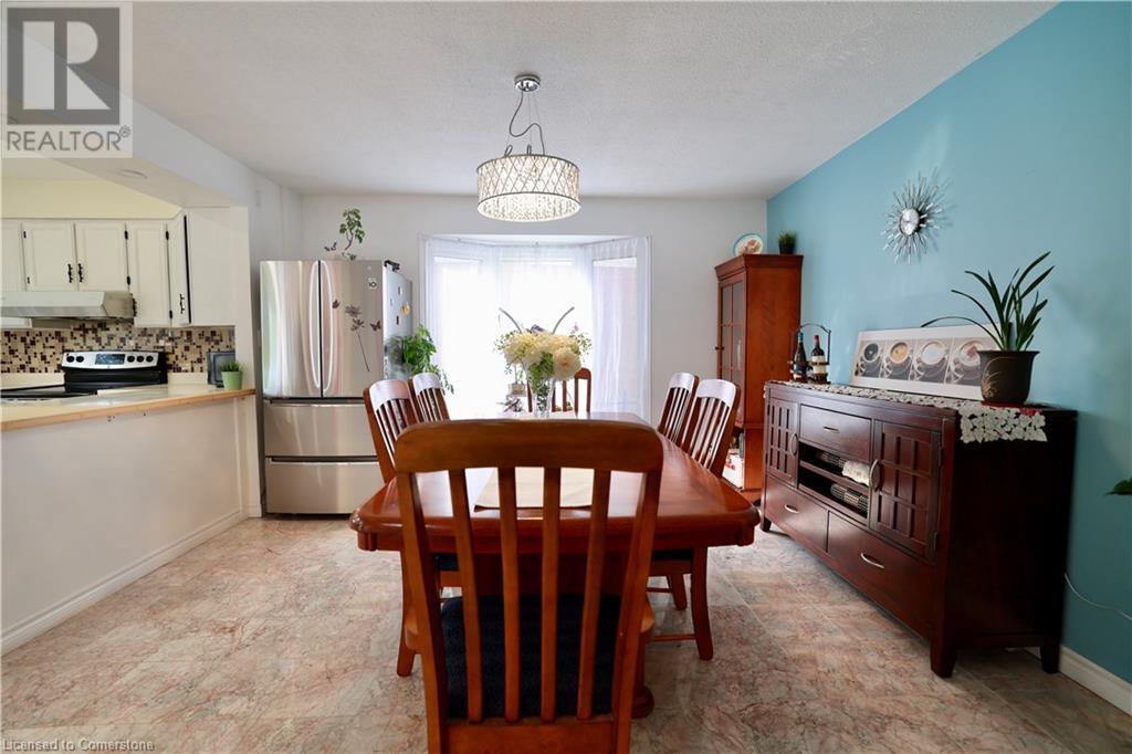 236 Westvale Drive, Waterloo, Ontario  N2T 1Y1 - Photo 9 - 40736908