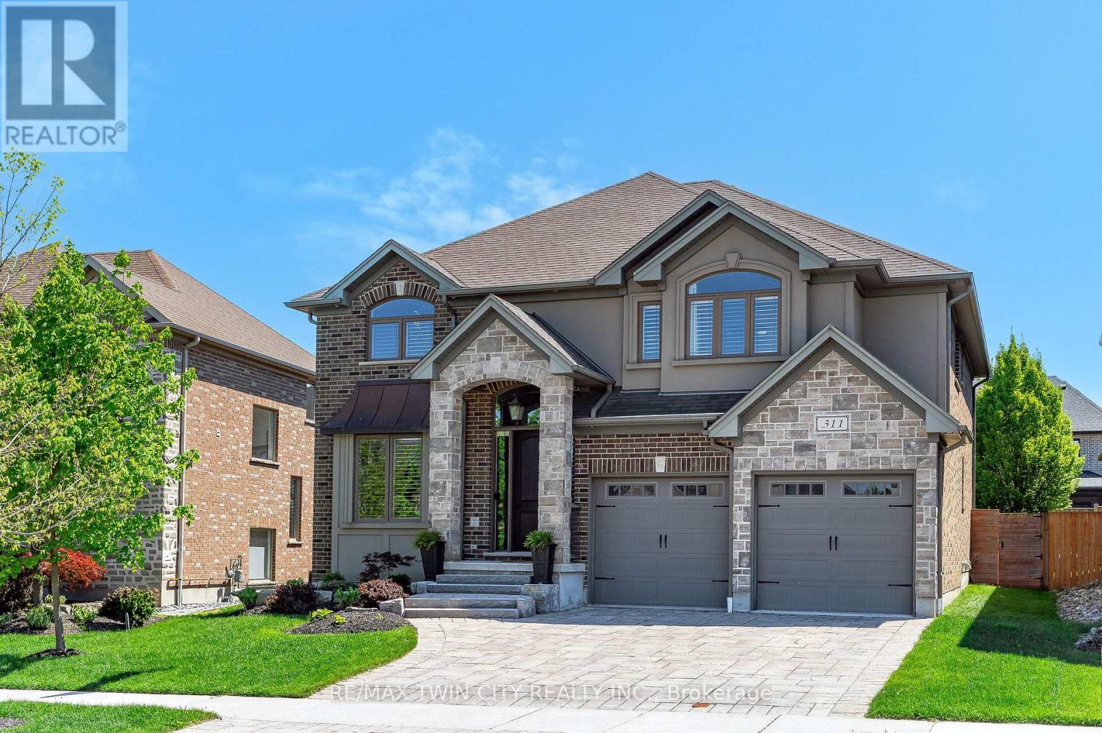 Property at 311 DEERFOOT TRAIL image 5