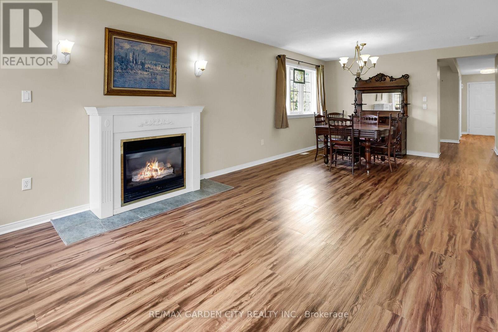 7 Village Drive, West Lincoln, Ontario  L0R 2A0 - Photo 8 - X12132009