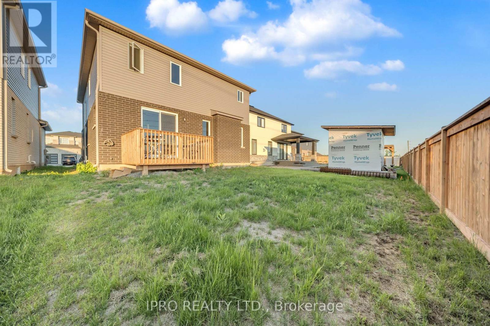 7878 Seabiscuit Drive, Niagara Falls, Ontario  L2H 3T9 - Photo 27 - X12170760
