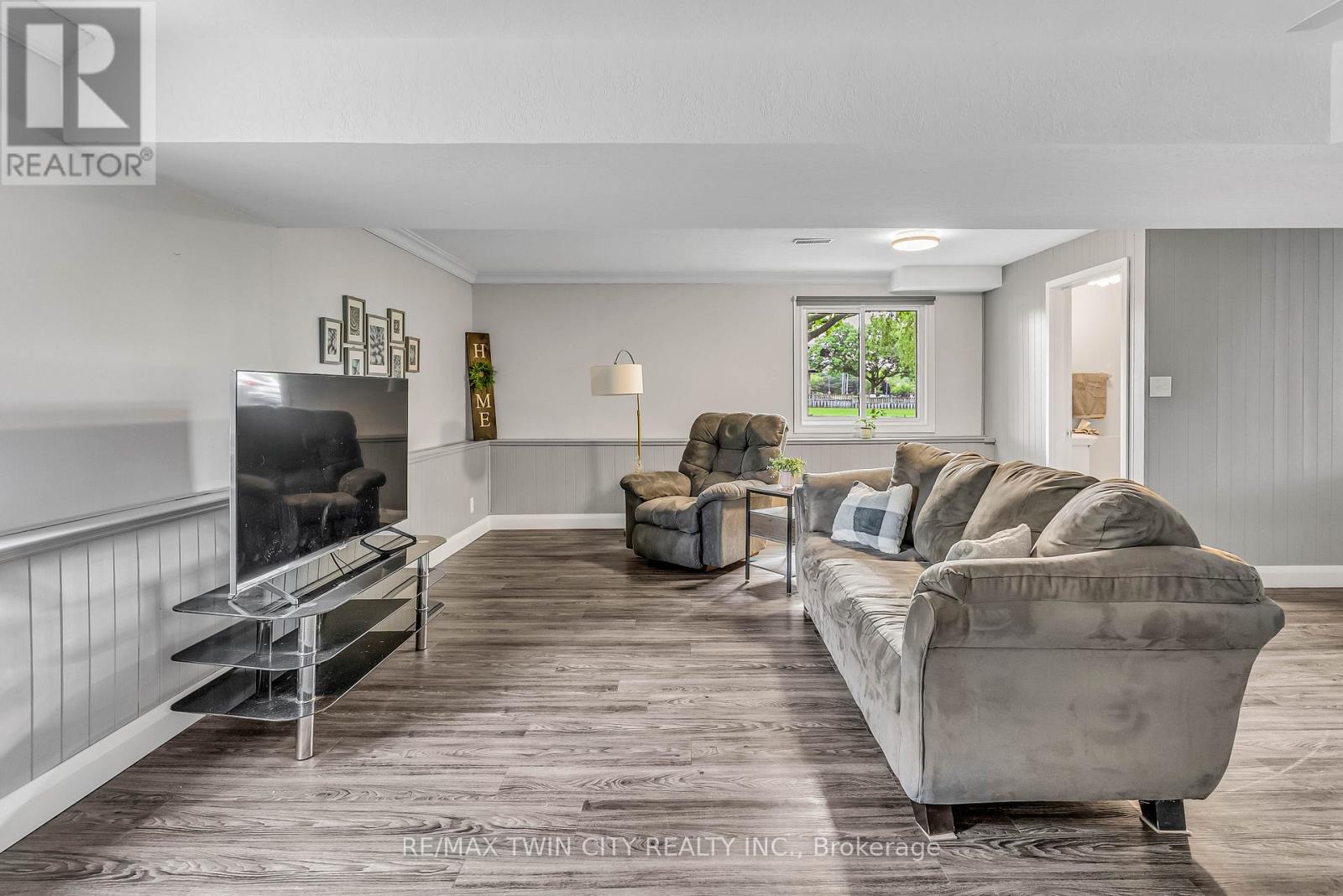 101 Rothsay Avenue, Kitchener, Ontario  N2B 3S5 - Photo 24 - X12190900