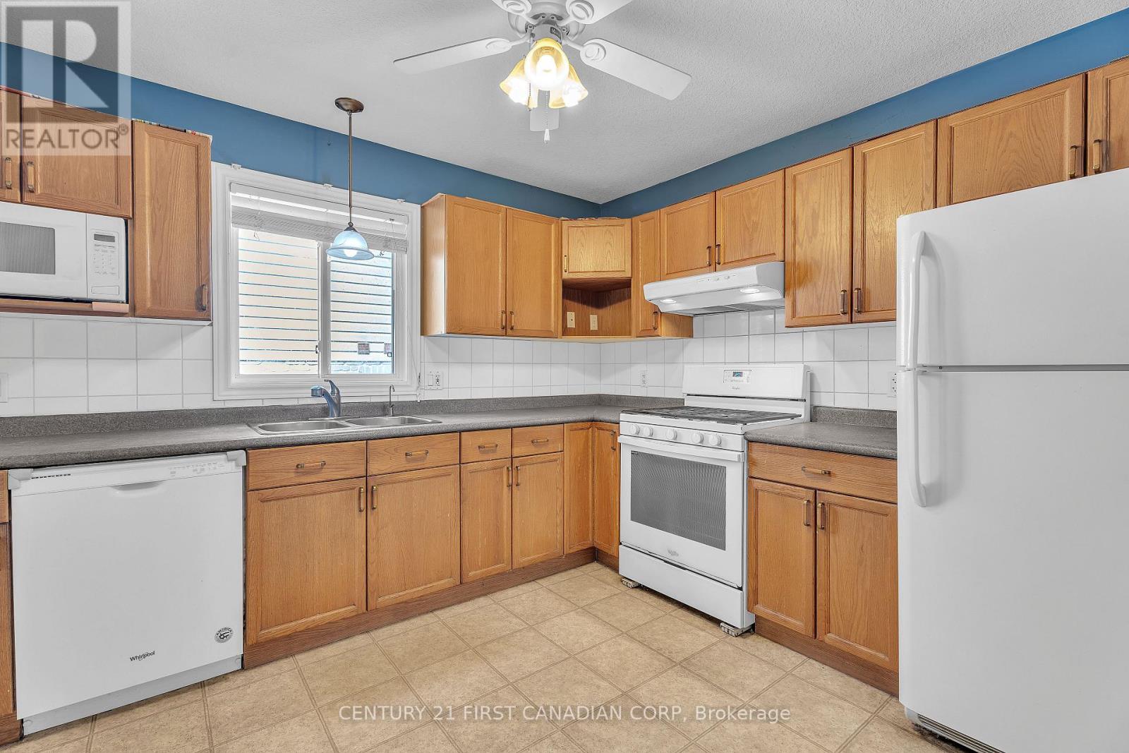 567 Sprucewood Drive, London North, Ontario  N5X 4J5 - Photo 13 - X12158961