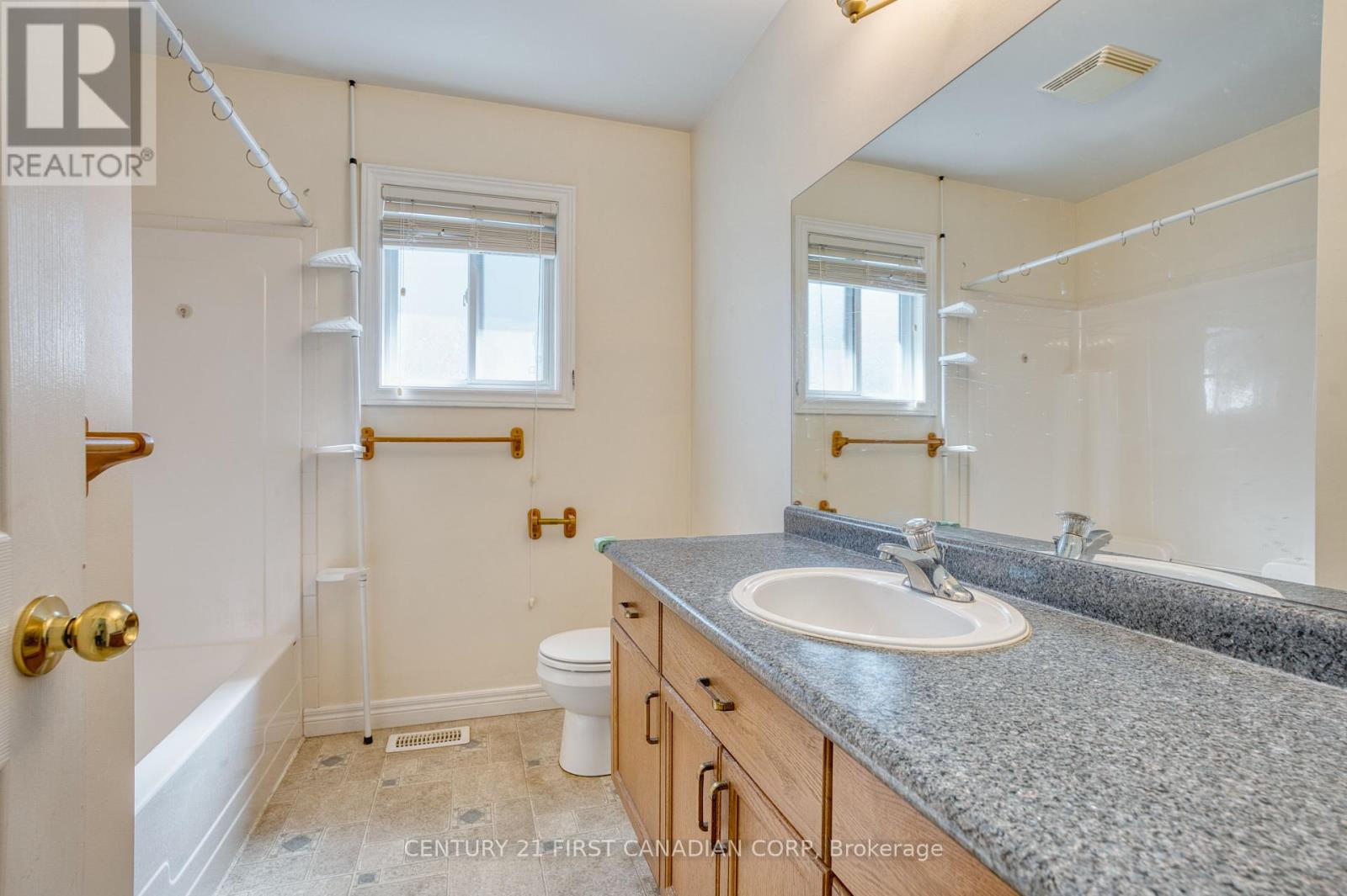 567 Sprucewood Drive, London North (North C), Ontario  N5X 4J5 - Photo 24 - X12158961