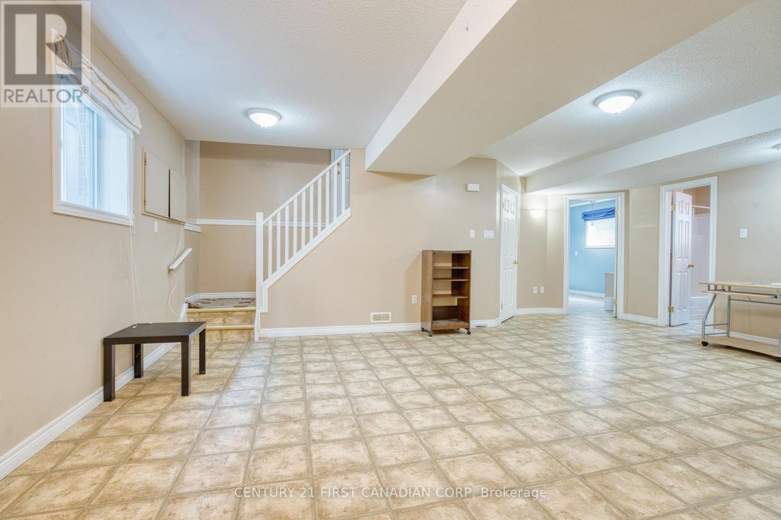 567 Sprucewood Drive, London North, Ontario  N5X 4J5 - Photo 25 - X12158961