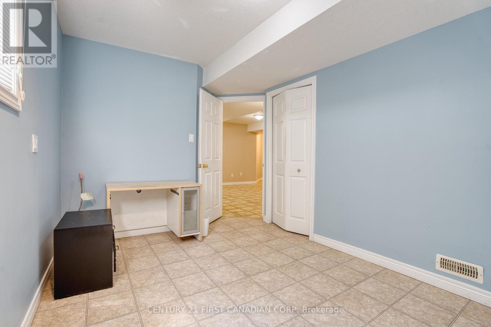 567 Sprucewood Drive, London North (North C), Ontario  N5X 4J5 - Photo 27 - X12158961