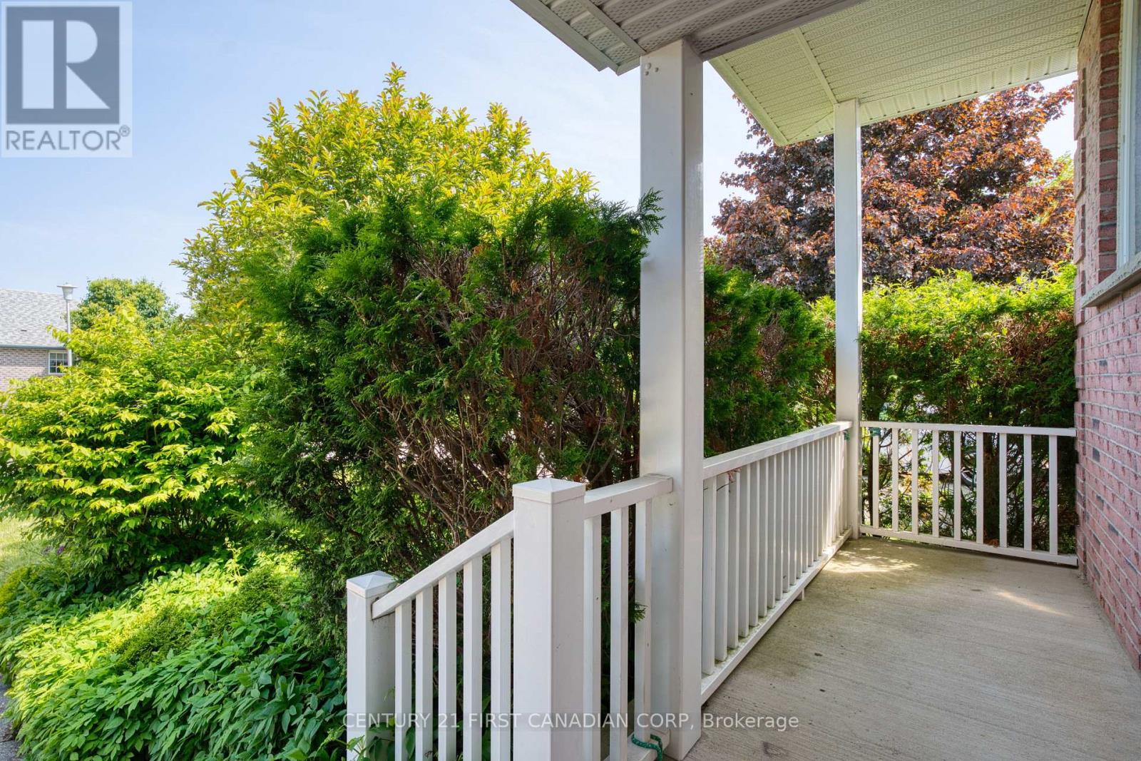 567 Sprucewood Drive, London North (North C), Ontario  N5X 4J5 - Photo 4 - X12158961