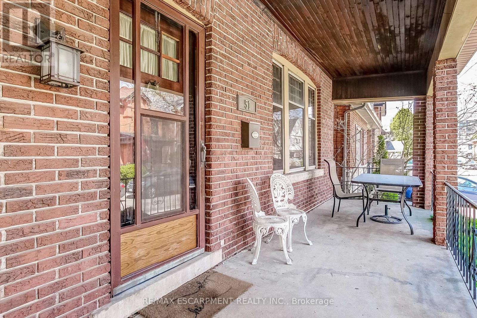 51 Canada Street, Hamilton, Ontario  L8P 1P1 - Photo 5 - X12192461
