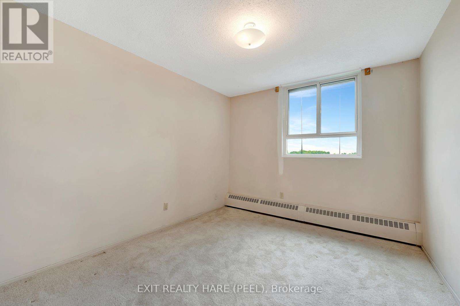 804 - 225 Harvard Place, Waterloo, Ontario  N2J 4H4 - Photo 11 - X12192499