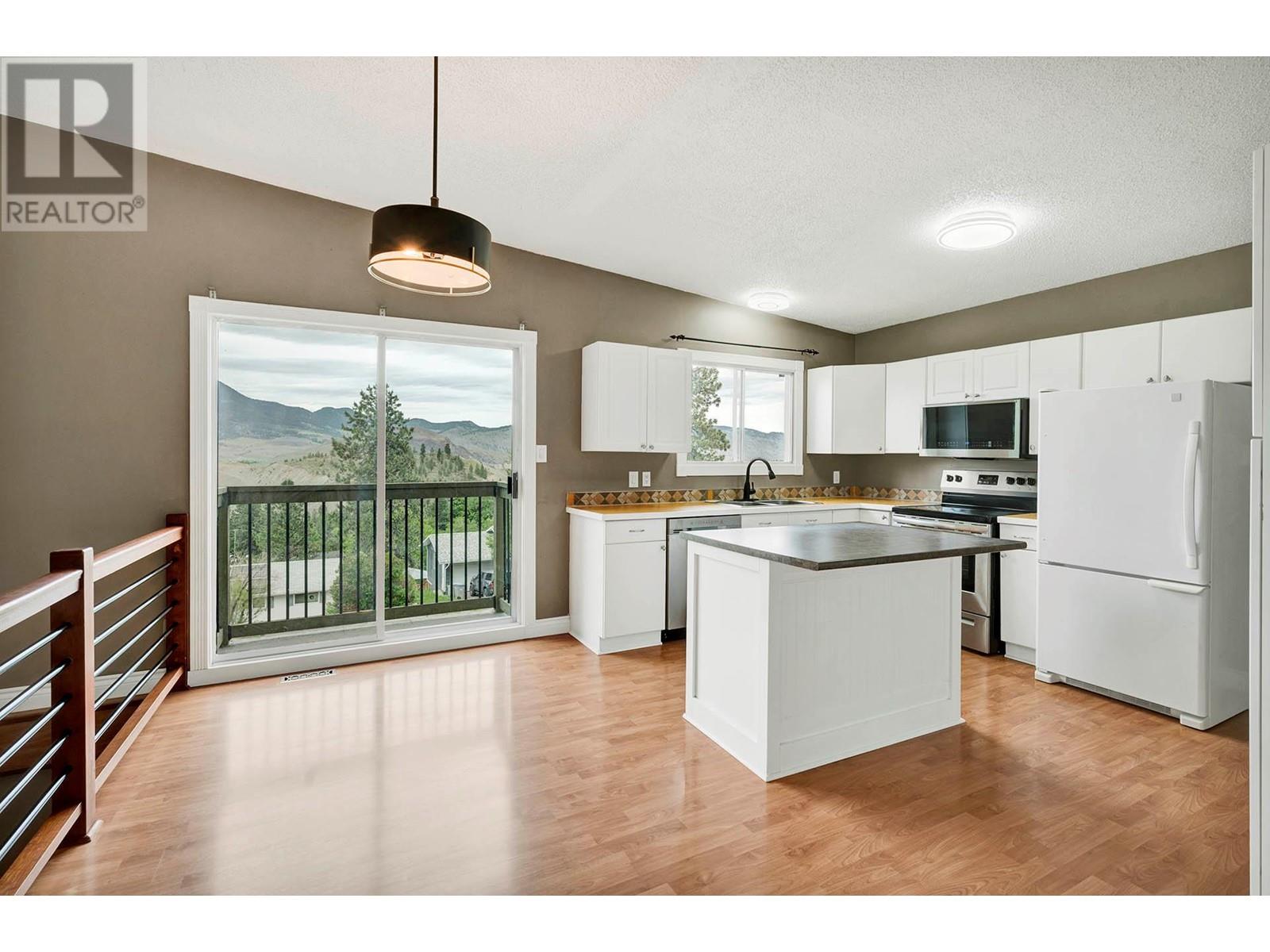 1297 Belair Drive, Kamloops, British Columbia  V2C 5G3 - Photo 8 - 10350535