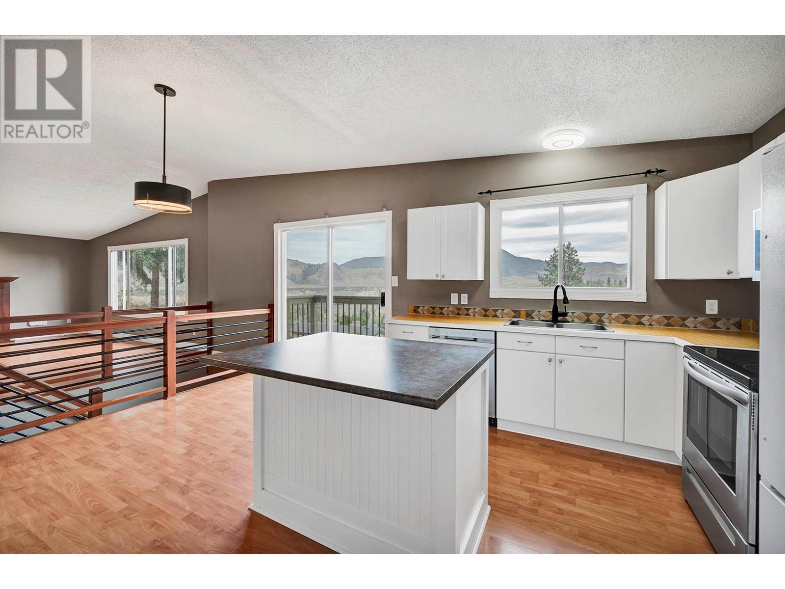 Property at 1297 Belair Drive image 3
