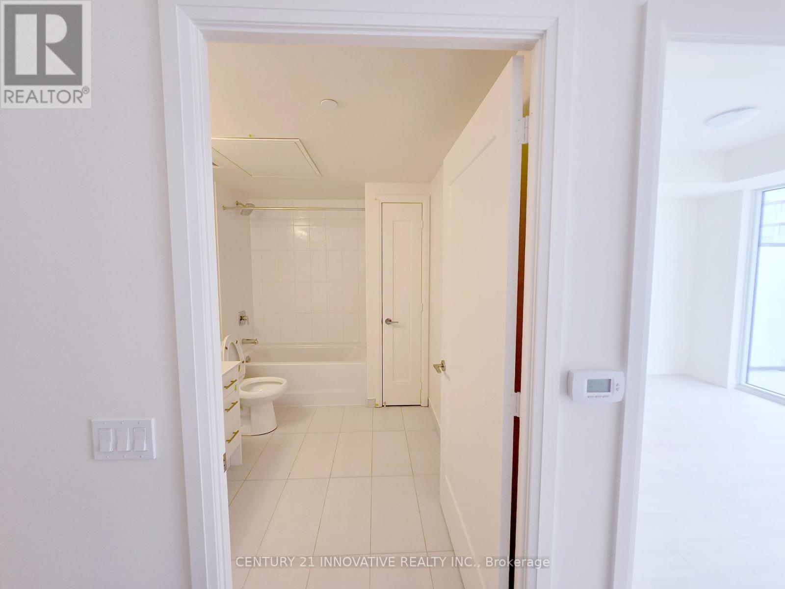 2317 - 8960 Jane Street, Vaughan, Ontario  L4K 2M9 - Photo 12 - N12193176