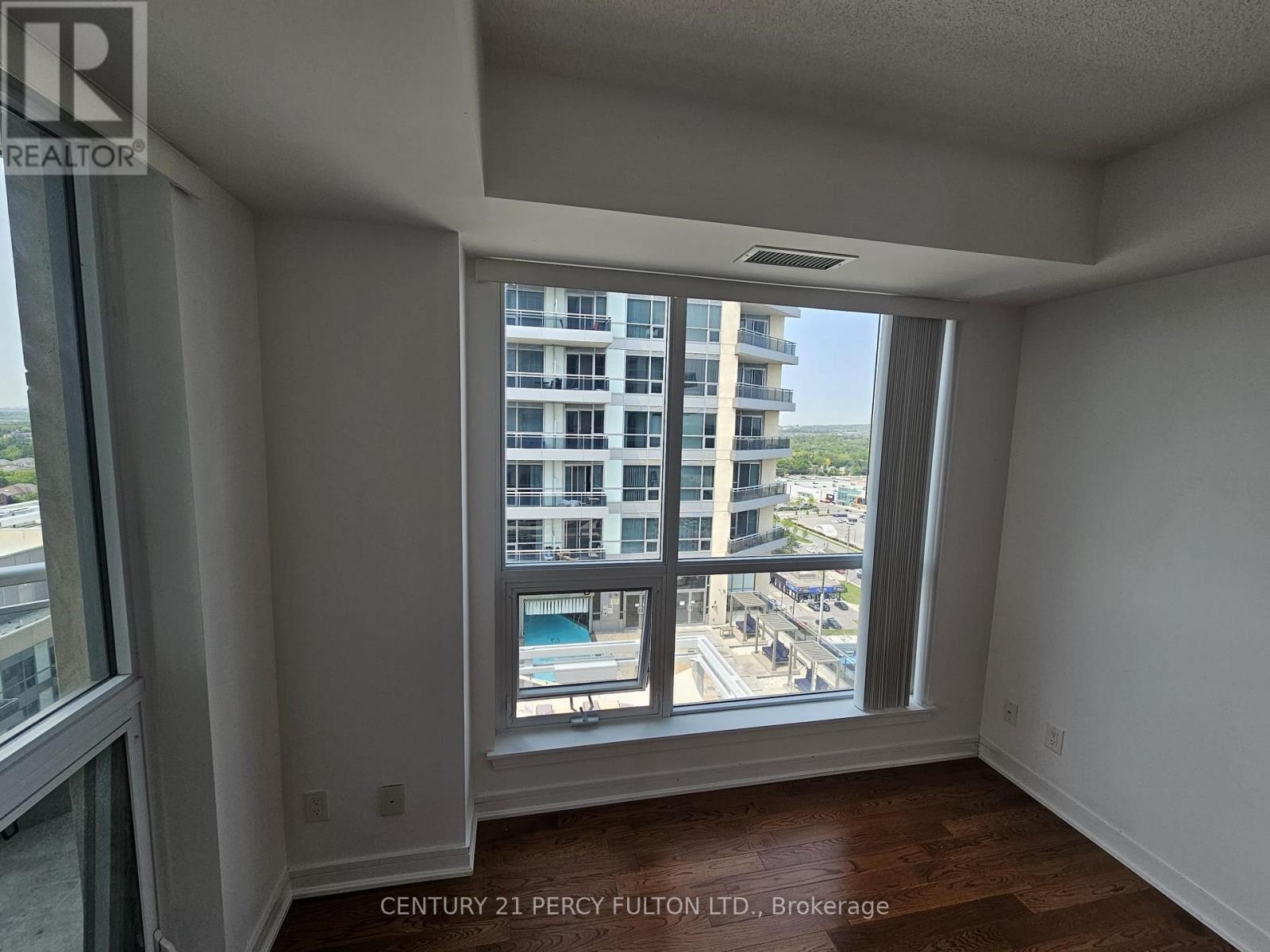 1609 - 9205 Yonge Street, Richmond Hill, Ontario  L4C 1V5 - Photo 15 - N12193296
