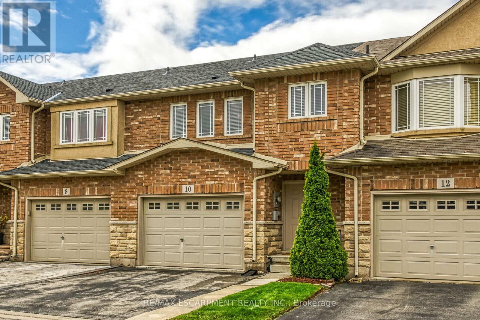 Property at 10 BELLFLOWER BOULEVARD image 2