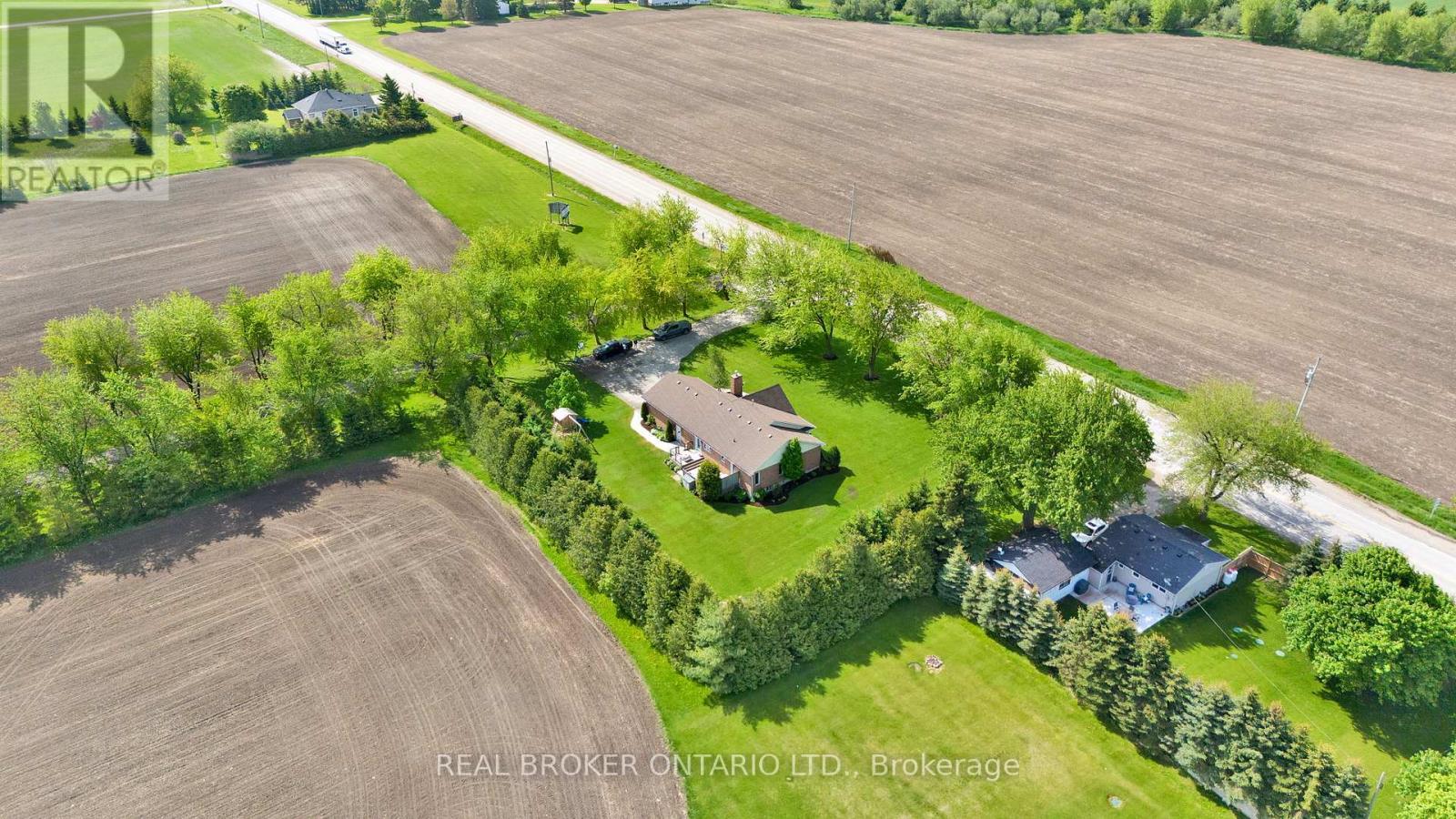 7635 Wellington Road 7, Mapleton, Ontario  N0B 1A0 - Photo 37 - X12192607