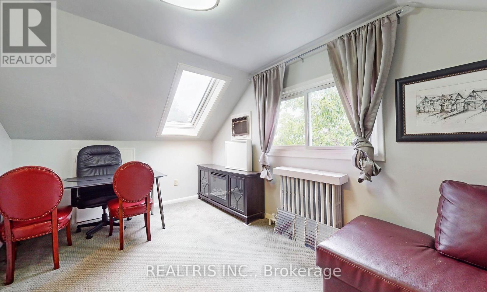 149 Worsley Street, Barrie, Ontario  L4M 1M3 - Photo 14 - S12193204