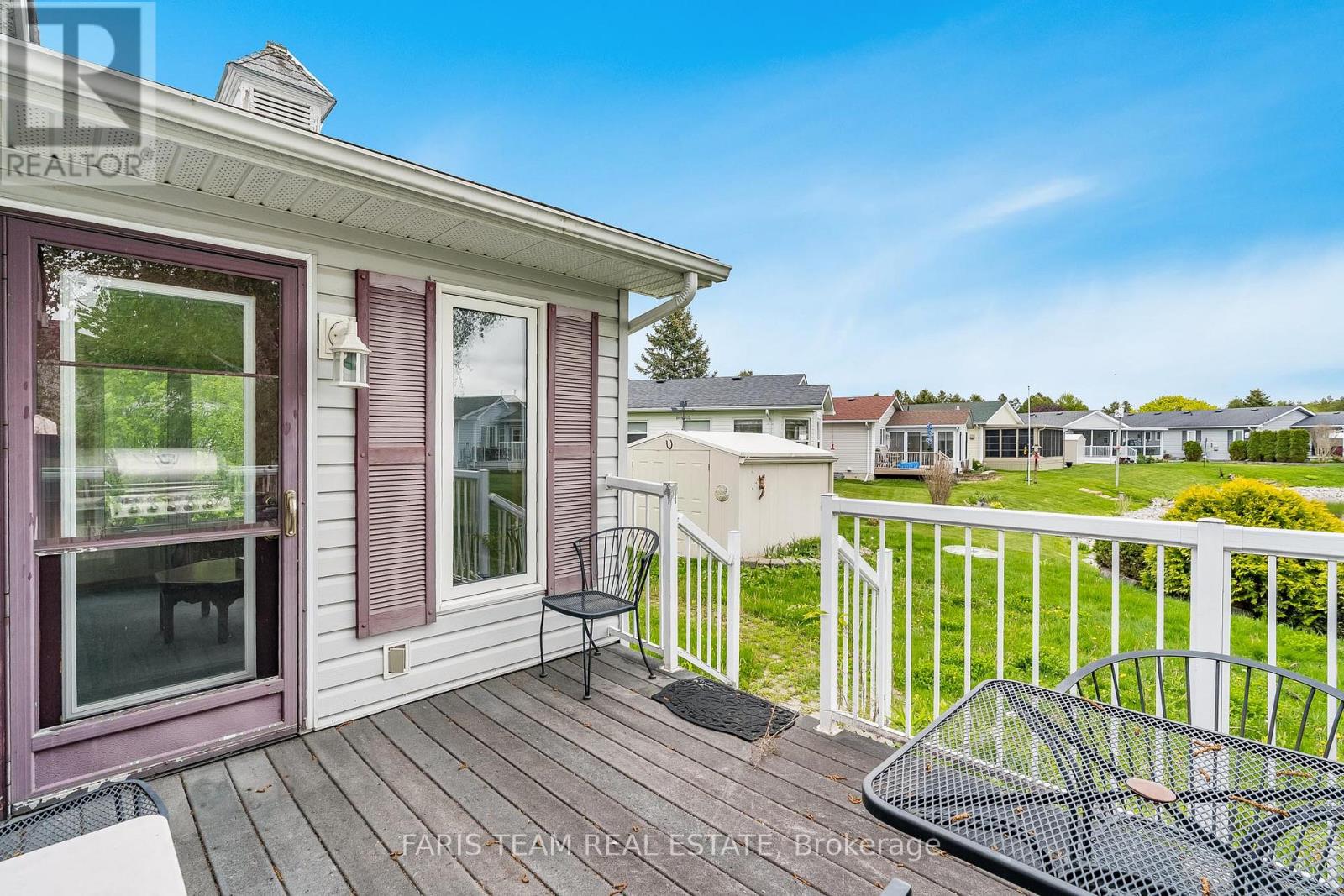 2 St James Place, Wasaga Beach, Ontario  L9Z 3A8 - Photo 16 - S12193223