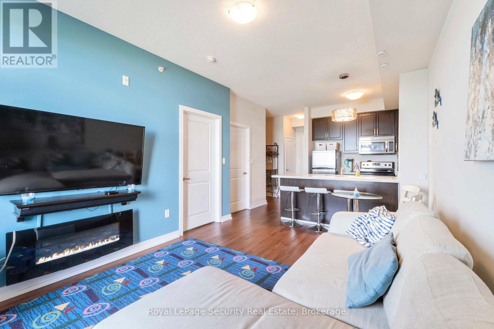 203 - 35 Southshore Crescent, Hamilton, Ontario  L8E 0J2 - Photo 12 - X12192630