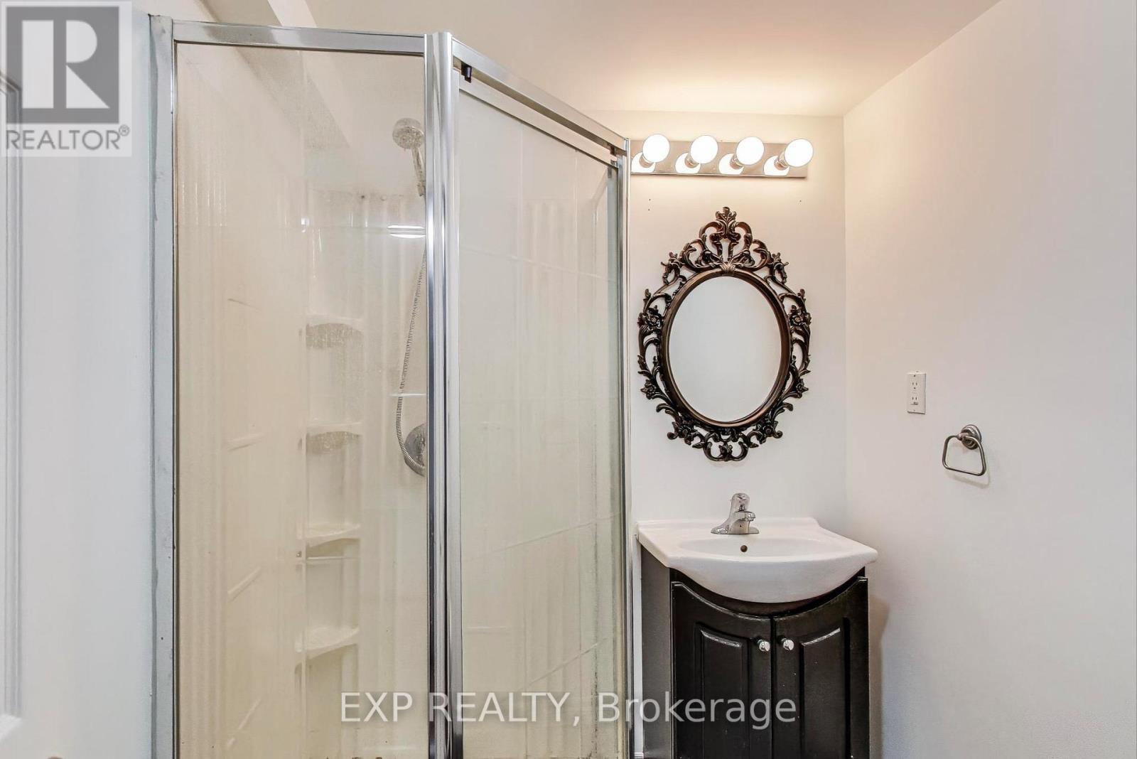 570 New Bedford Drive, Waterloo, Ontario  N2K 4M7 - Photo 37 - X12192681