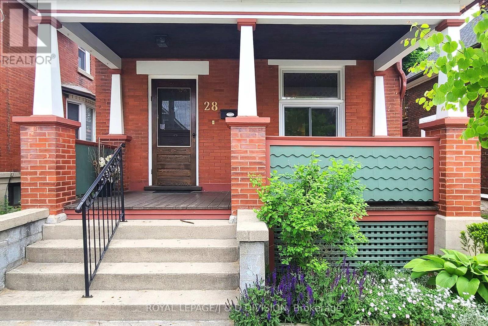 Property at 28 HENRY STREET image 3