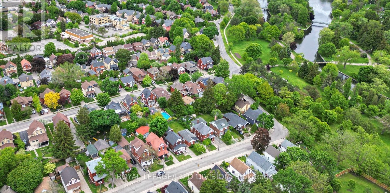 28 Henry Street, Kitchener, Ontario  N2G 1P3 - Photo 44 - X12192733