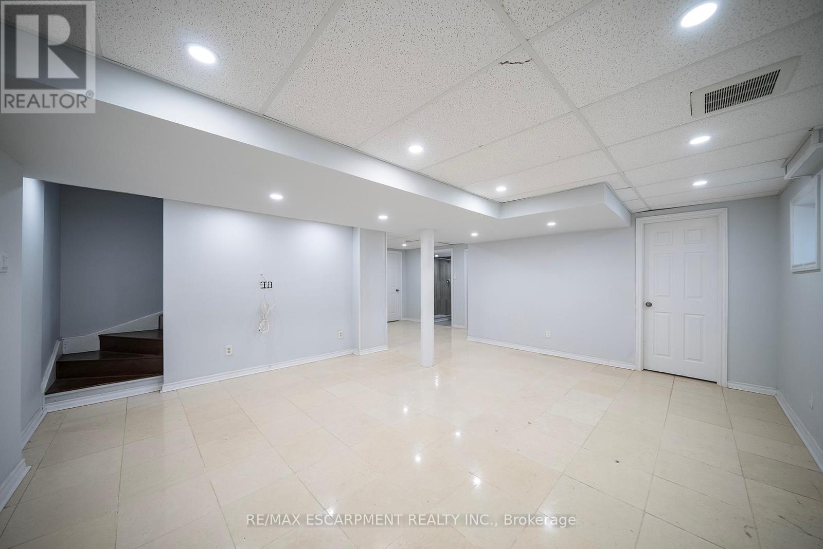306 Blackburn Drive, Brantford, Ontario  N3T 0G1 - Photo 33 - X12192742
