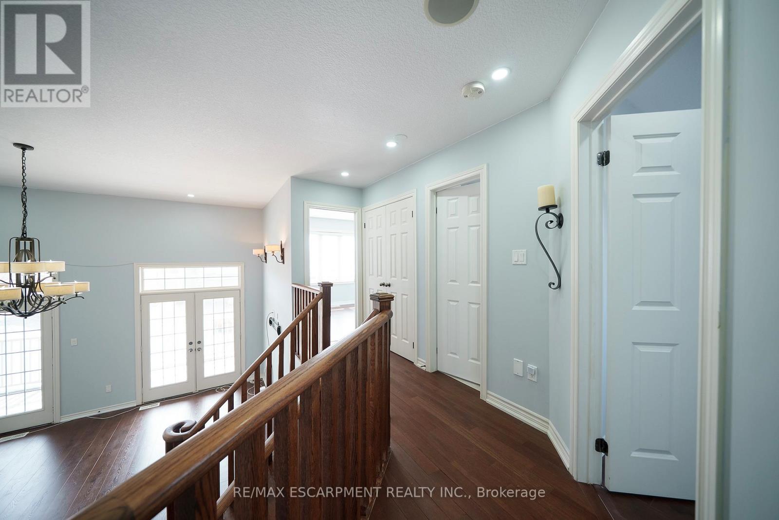306 Blackburn Drive, Brantford, Ontario  N3T 0G1 - Photo 26 - X12192742