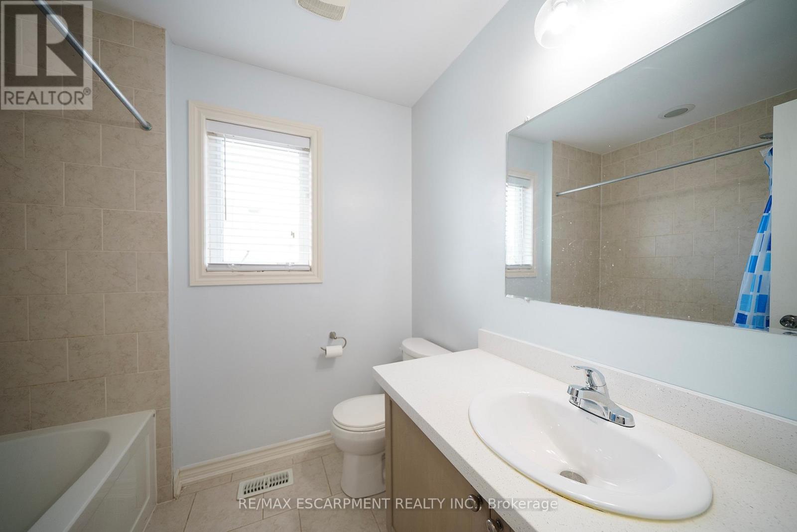 306 Blackburn Drive, Brantford, Ontario  N3T 0G1 - Photo 29 - X12192742