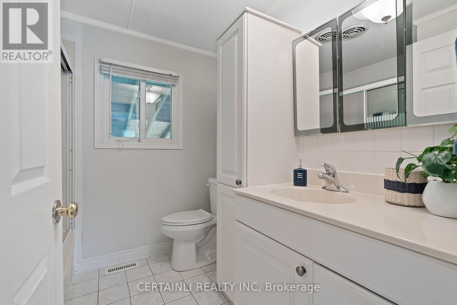 114 Oak Avenue, Strathroy Caradoc (Sw), Ontario  N7G 1H8 - Photo 26 - X12193316