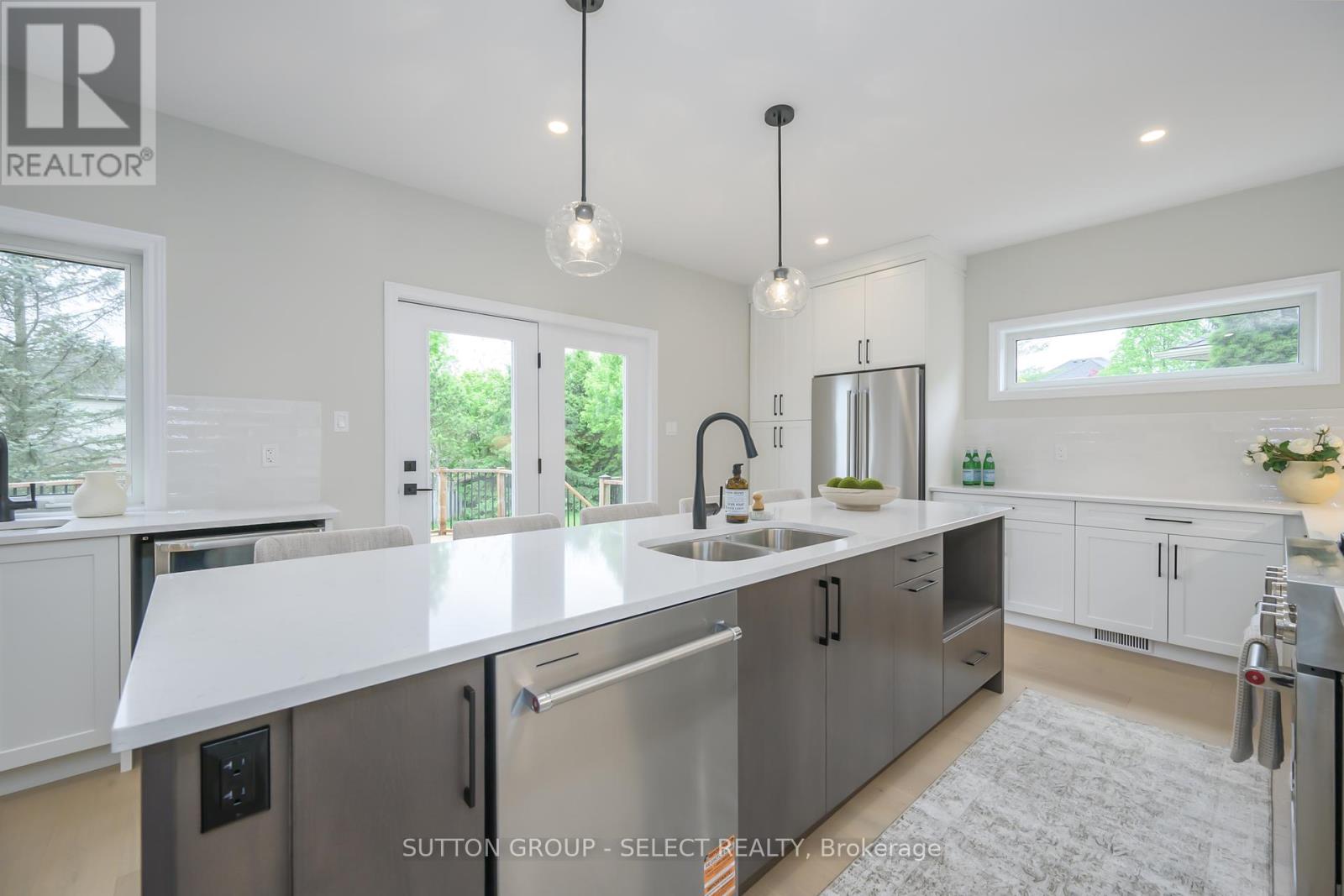 38 Moraine Walk, London North, Ontario  N6G 4Y8 - Photo 15 - X12193463