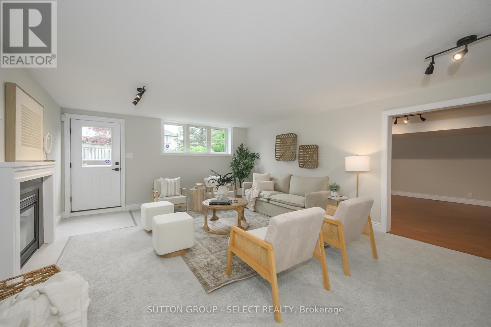 38 Moraine Walk, London North, Ontario  N6G 4Y8 - Photo 37 - X12193463