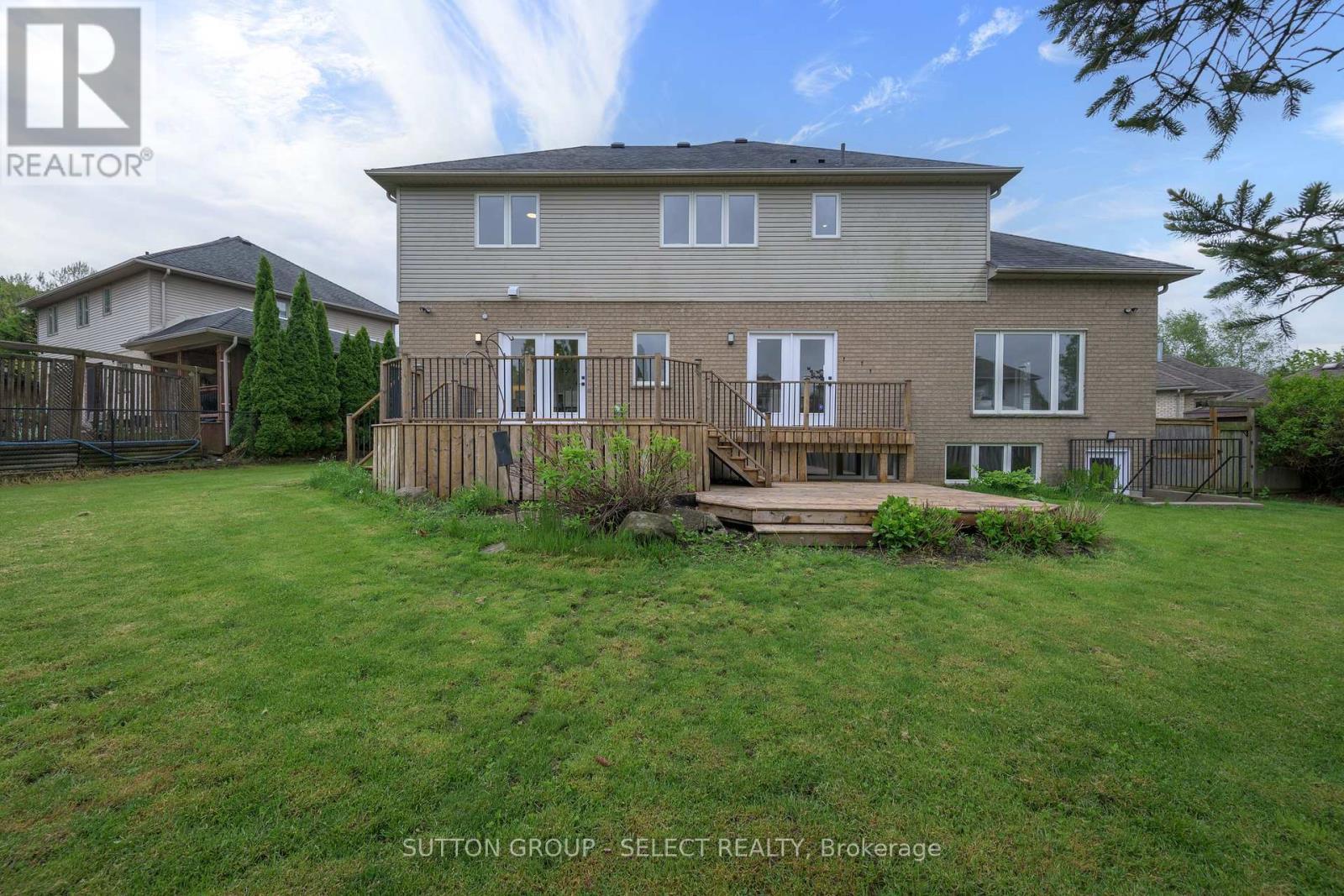 38 Moraine Walk, London North, Ontario  N6G 4Y8 - Photo 42 - X12193463