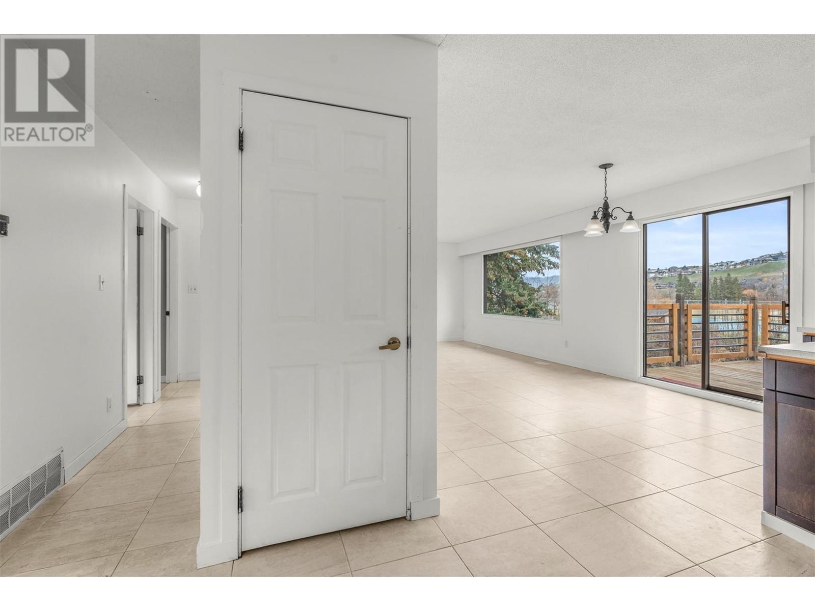 11309 Tassie Drive, Coldstream, BC V1B1H3