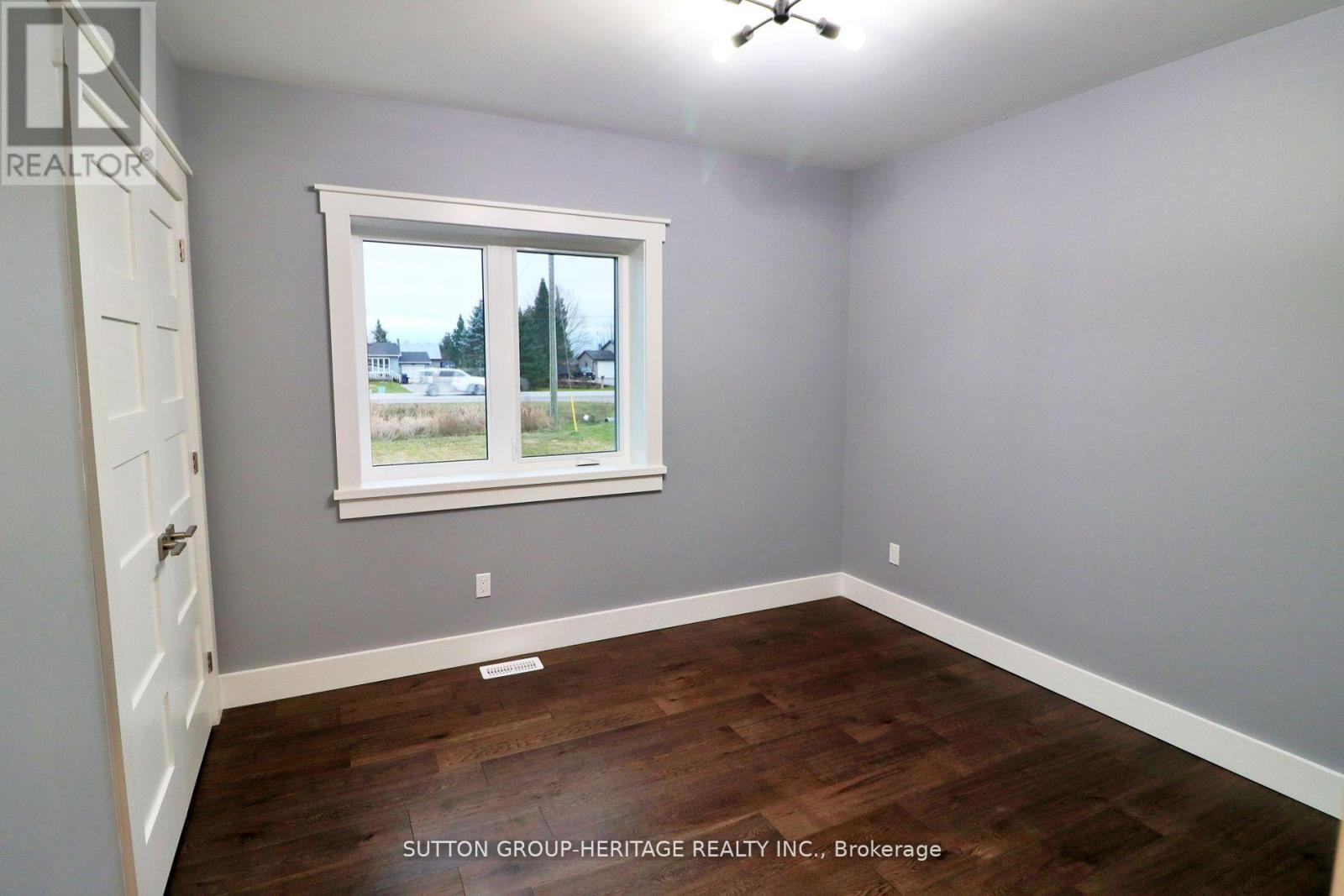 295 Glenarm Road, Kawartha Lakes, Ontario  K0M 2T0 - Photo 23 - X12192938